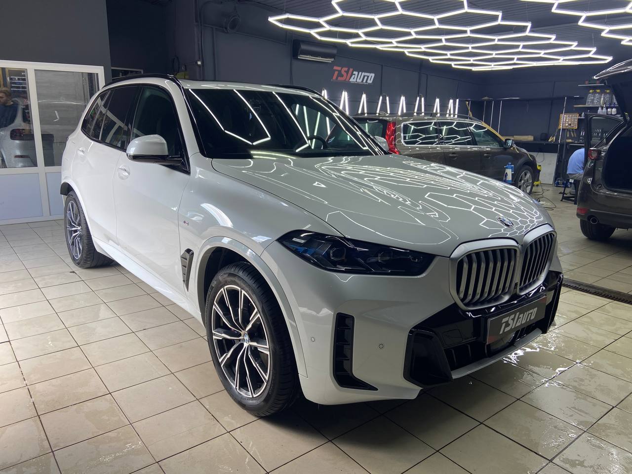 BMW X5 G05 оклейка пленкой в Краснодаре