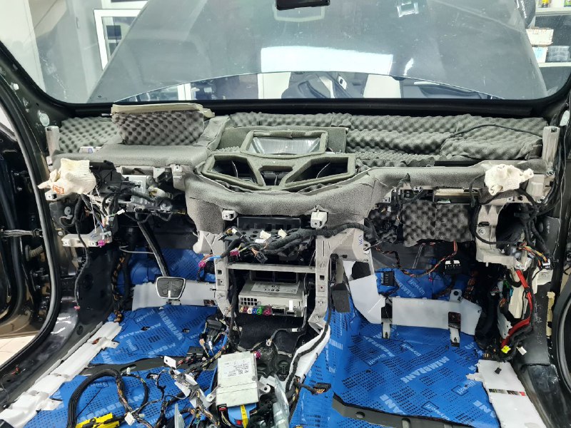 Торпедо 2 сл шумопоглотитель шумоизоляция BMW X5