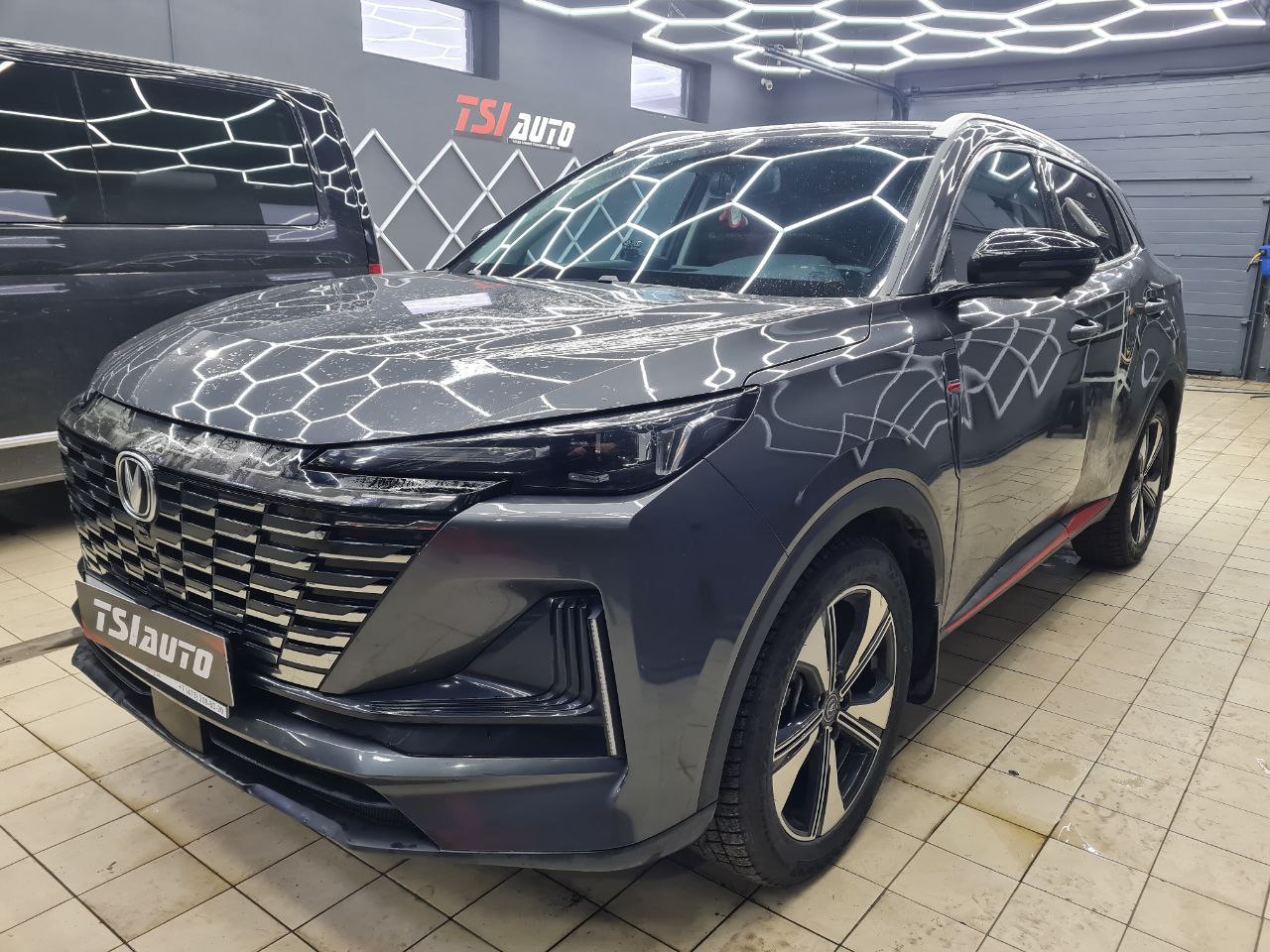 Changan Uni-S установка подсветки салона в Краснодаре
