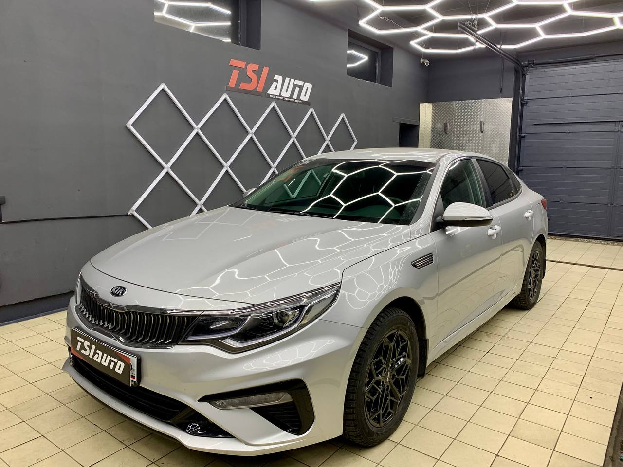 Kia Optima установка подсветки салона в Краснодаре