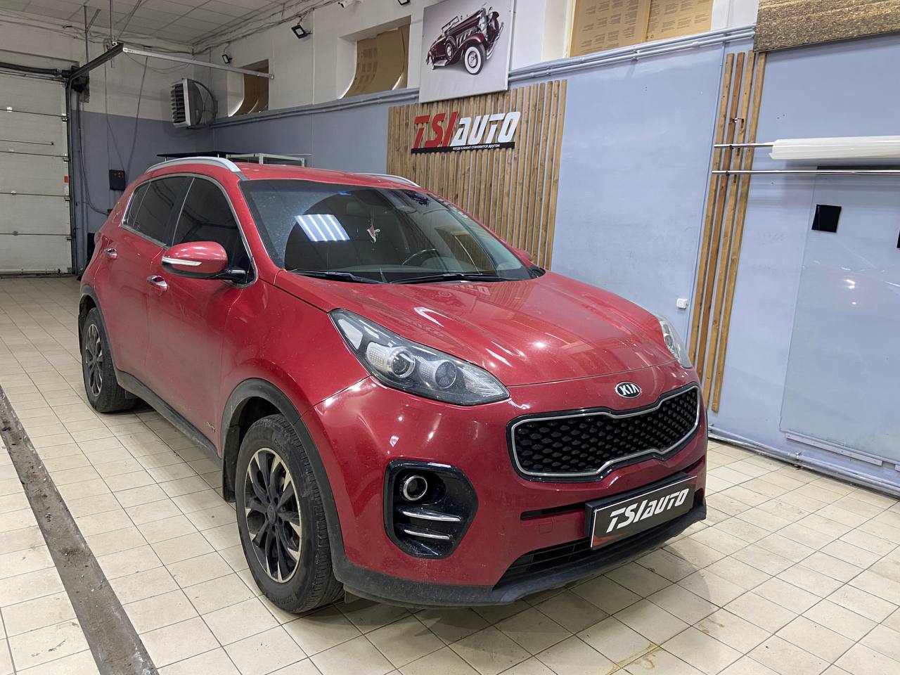 Установка подсветки салона Kia Sportage в Краснодаре