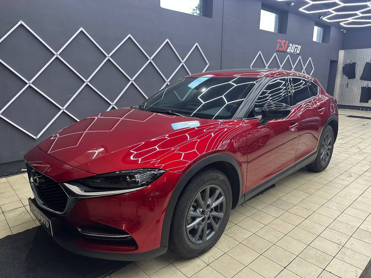 Шумоизоляция Mazda CX-4 в Краснодаре