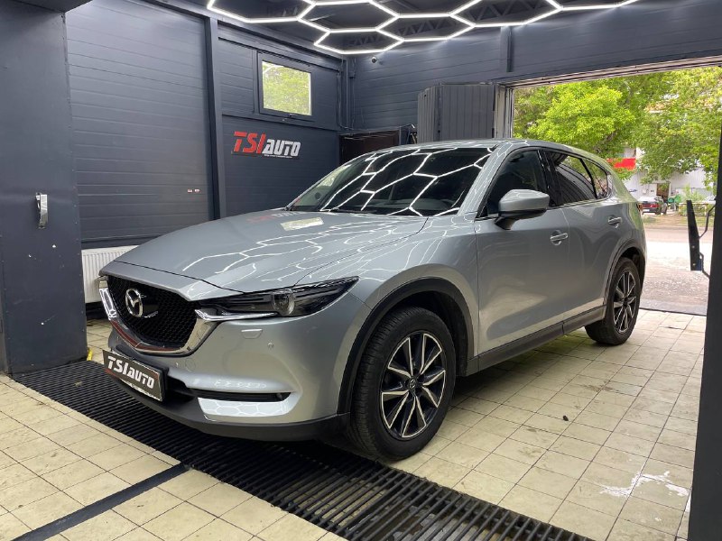 Оклейка пленкой Mazda CX-5 в Краснодаре