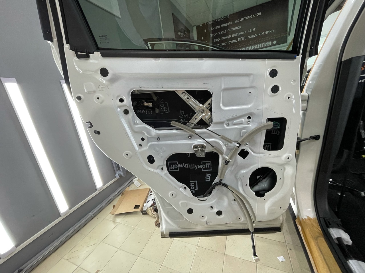 Nissan Murano Двери 2 слой шумо теплоизоляция 2