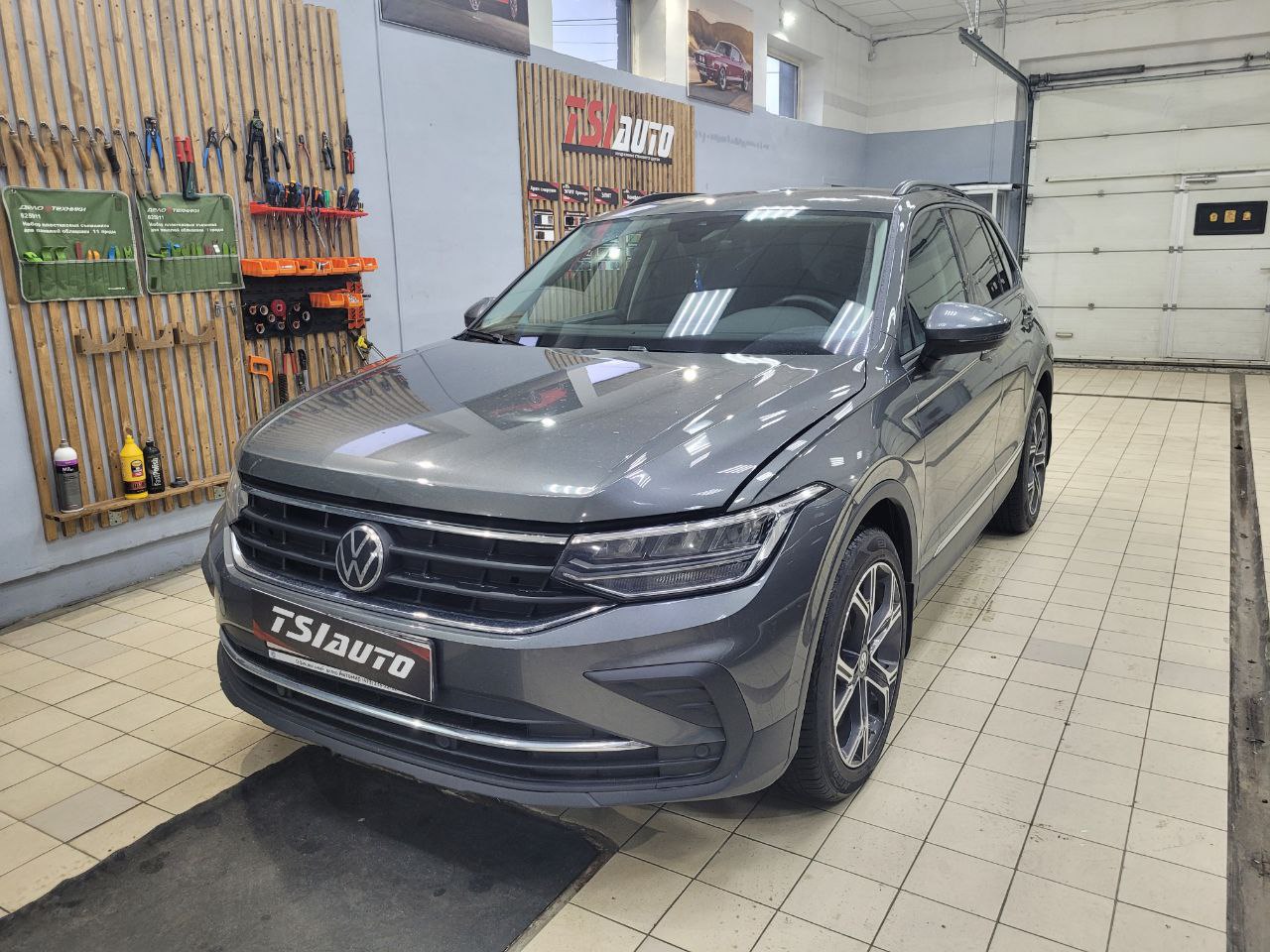 Шумоизоляция Volkswagen Tiguan 2 в Краснодаре - Элит Премиум