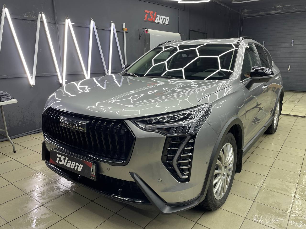 Оклейка пленкой Haval Jolion в Краснодаре